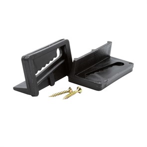 {{photo.Alt || photo.Description || 'Крепеж д/накладной мойки (комплект 4шт + саморезы 4шт) в пакете на подвесе'}}